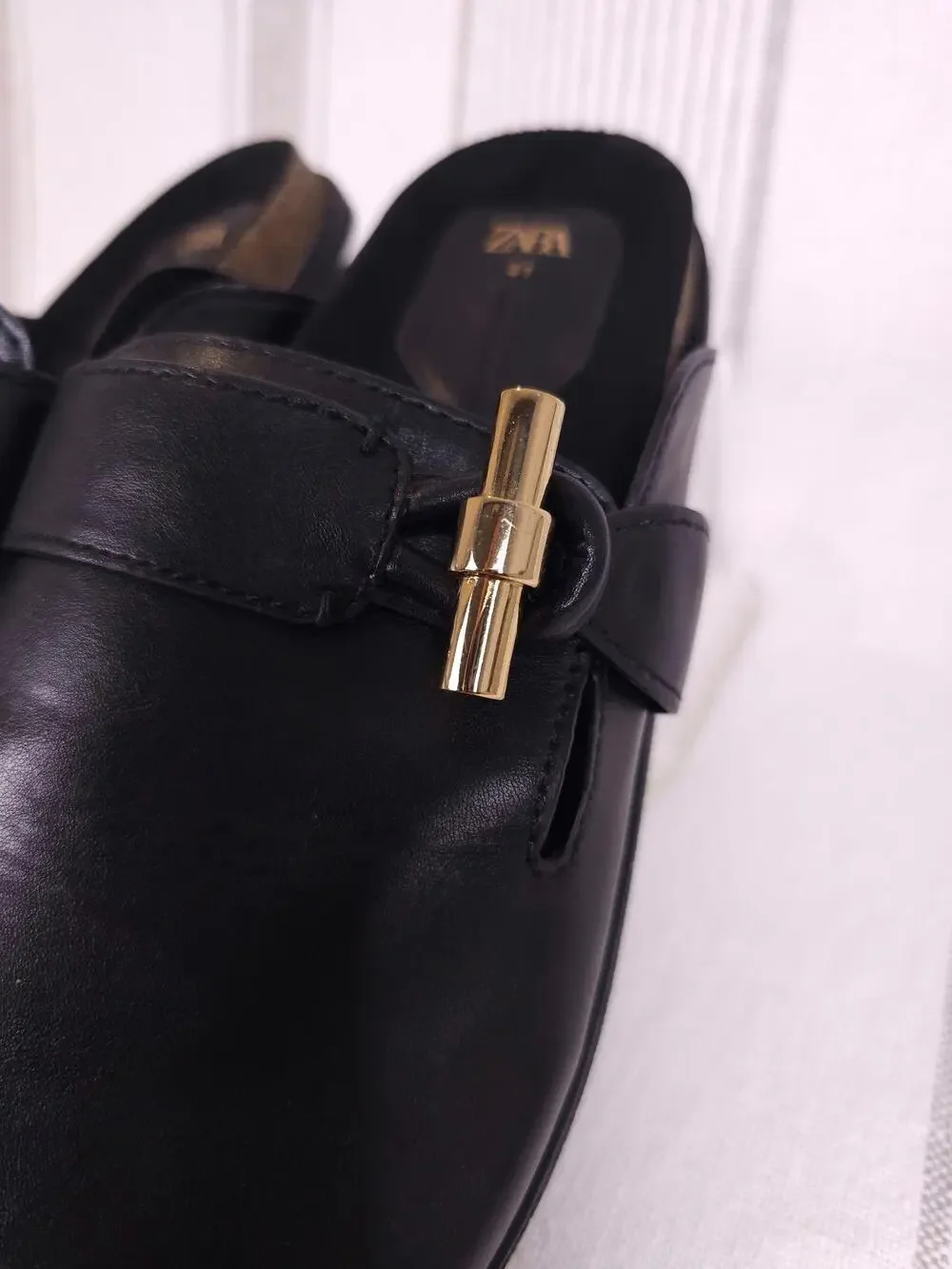 Zara Shoes Womens 10 Black Clogs Vegan Leather Mules Slide Cork Gold Toggle